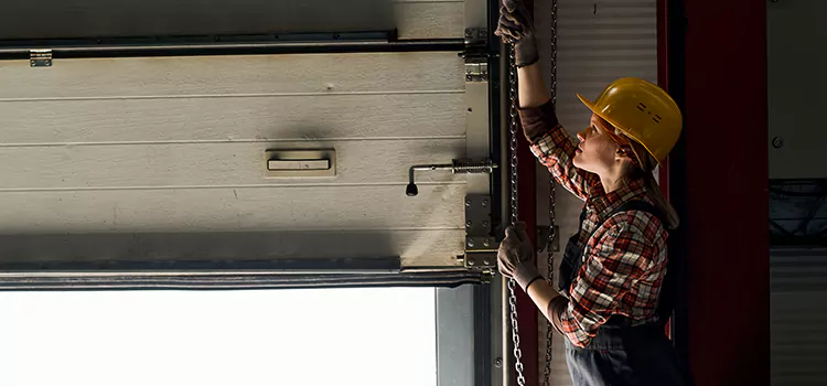 Addressing Common Garage Door Stoppage Issues in Indianapolis, IN